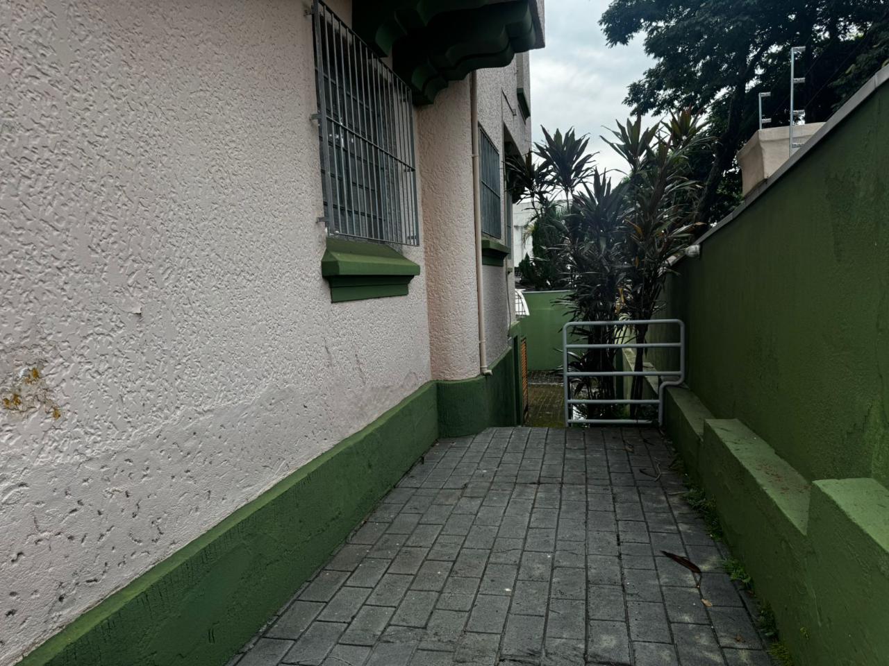 COL0548